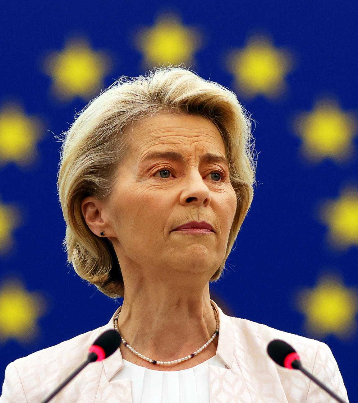 Ursula von der Leyen (CDU), amtierende Präsidentin der Europäischen Kommission, spricht während der Plenarsitzung des Europäischen Parlaments. 
