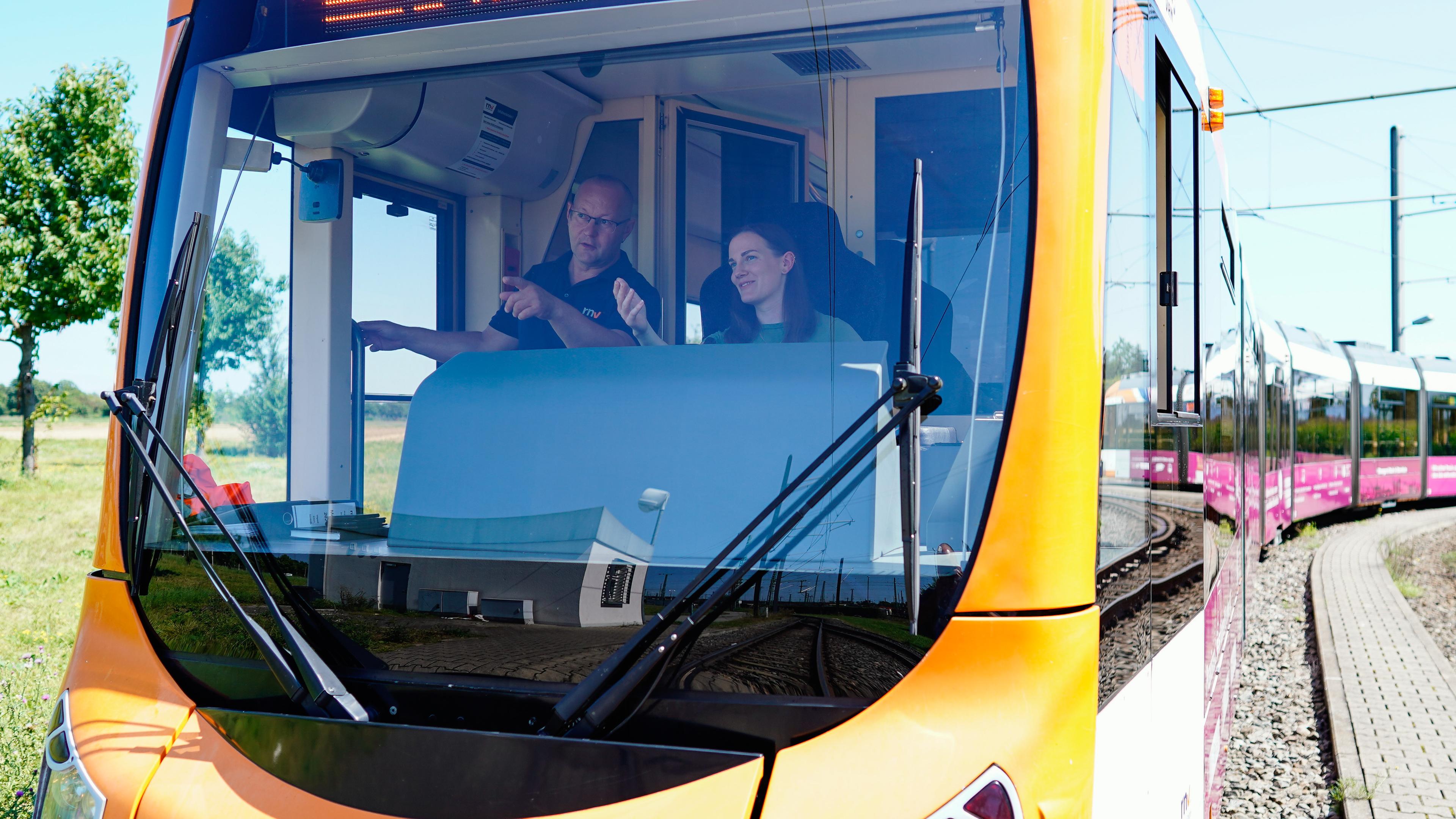 Mannheimer Verkehrsbetriebe schulen Studenten