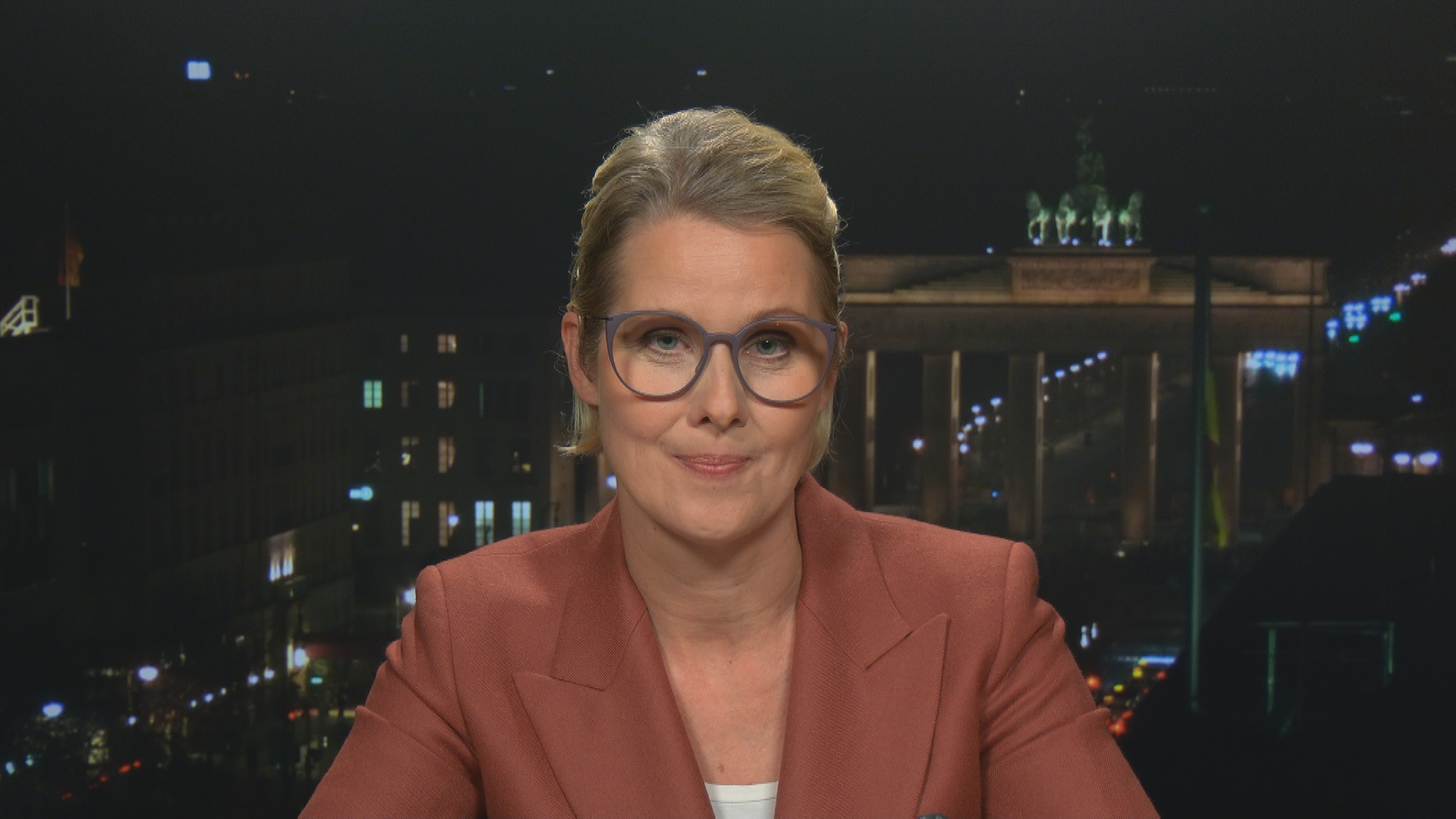 ZDF-Hauptstadtkorrespondentin Nicole Diekmann zugeschaltet aus Berlin 