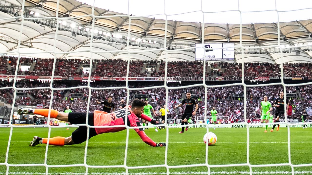 Wolfsburg Gewinnt Beim VfB Stuttgart | Bundesliga - Highlights ...