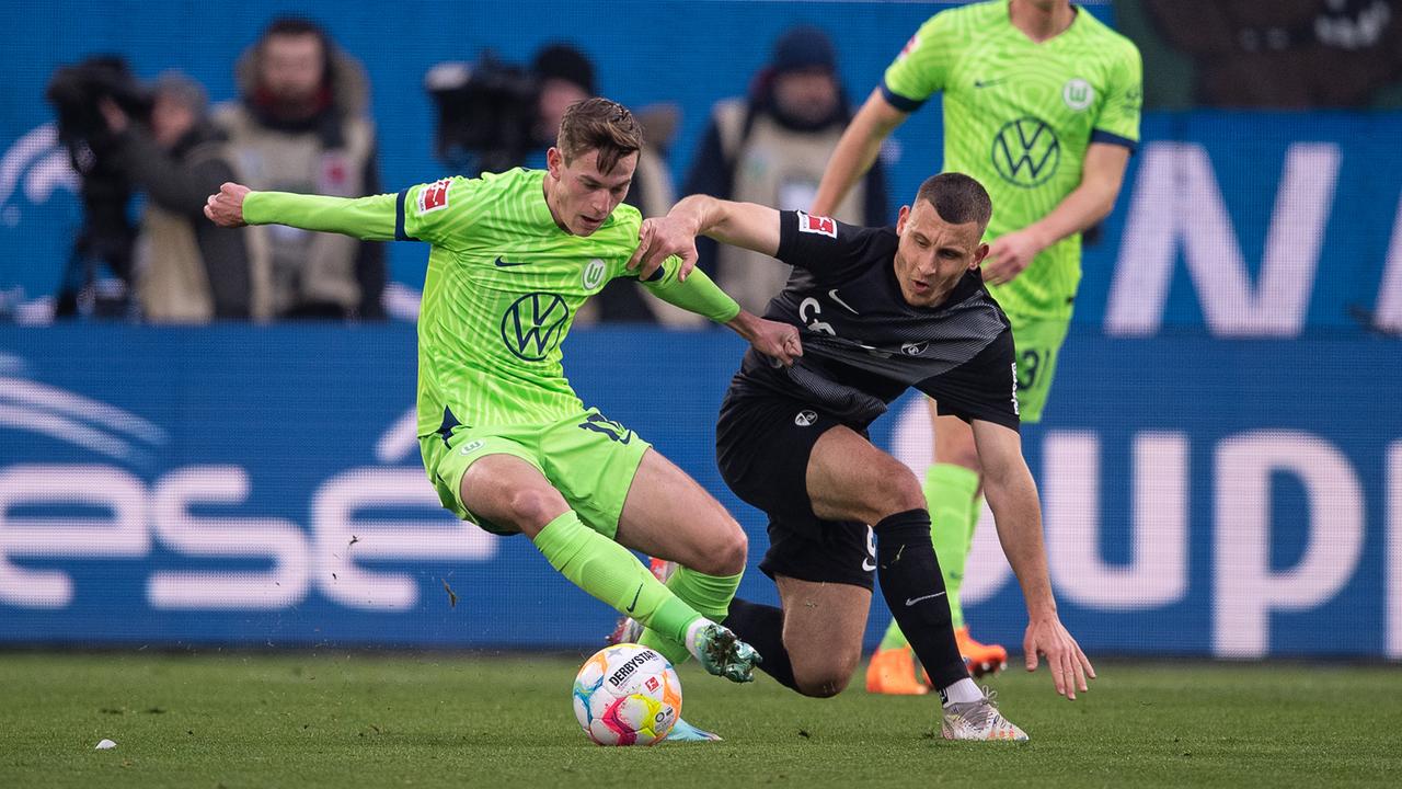 Wolfsburg Fertigt Freiburg Ab | Bundesliga - Highlights - ZDFmediathek