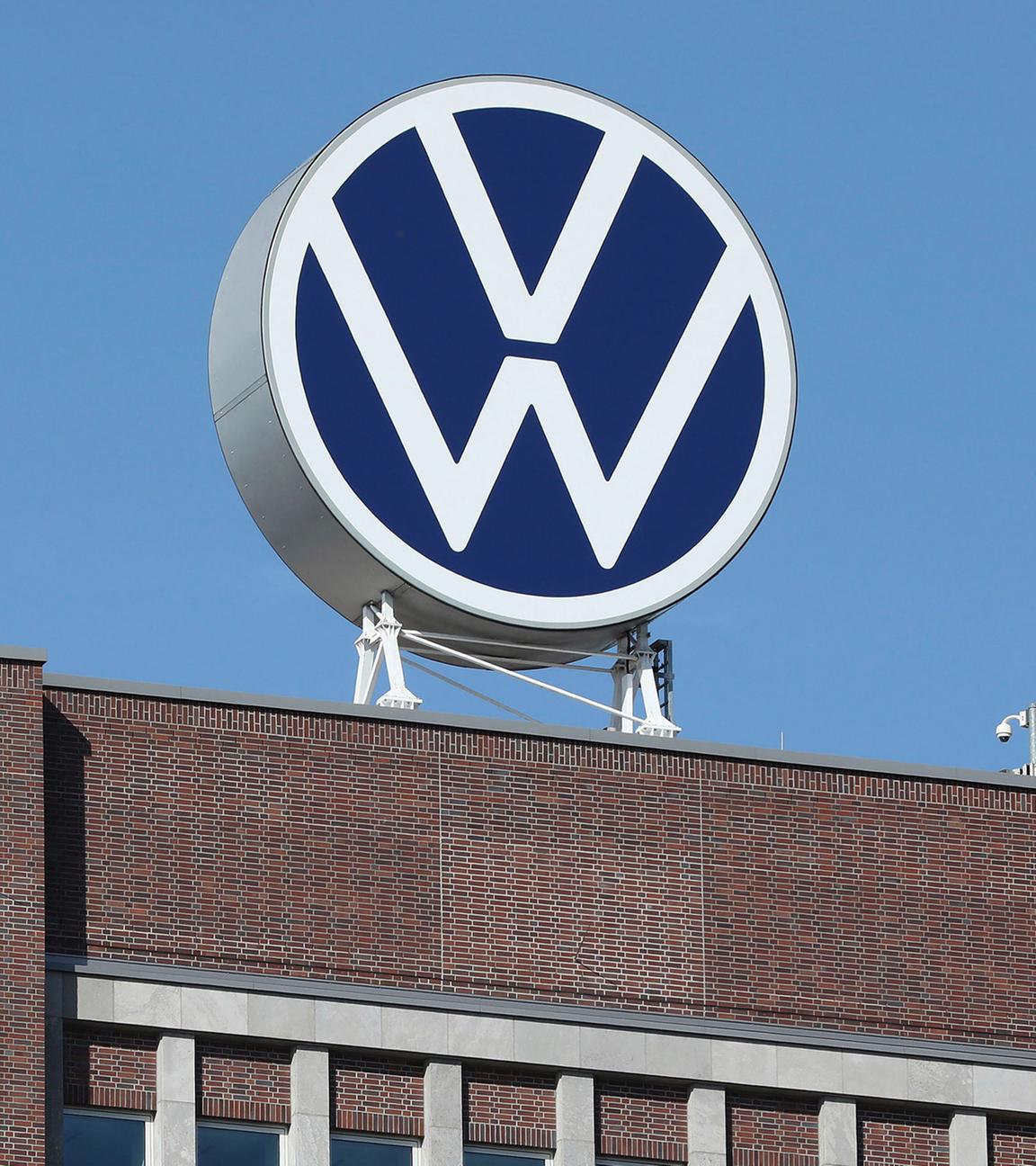 VW-Logo, aufgenommen am 14.09.2019 in Wolfsburg