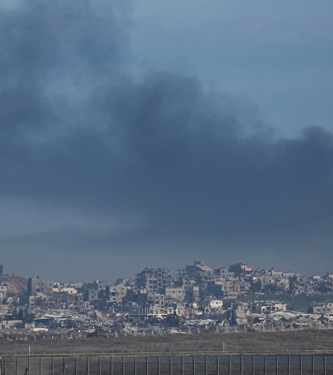 Rauch steigt nach einem neuerlichen israelischen Luftangriff auf den Gazastreifen