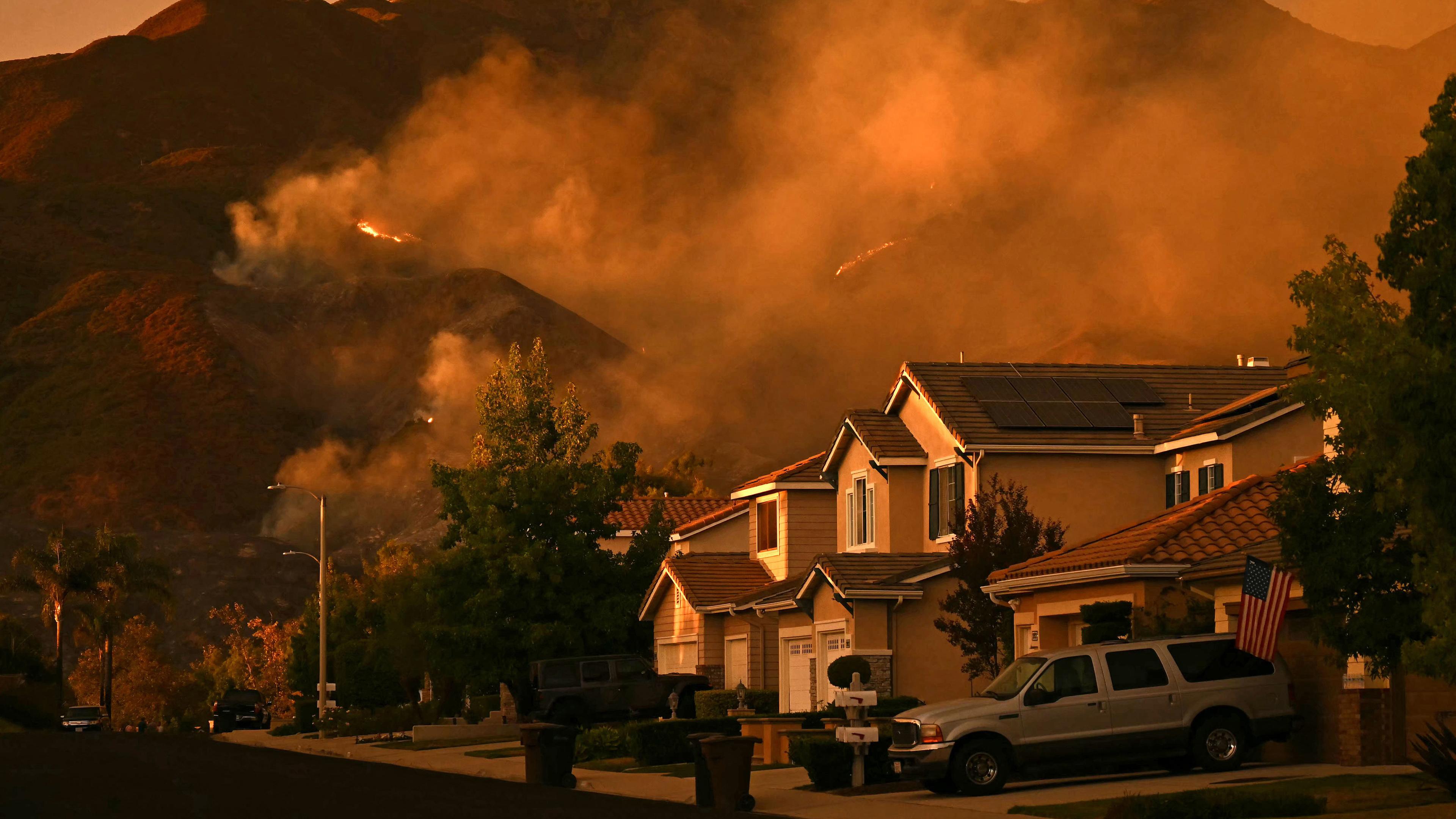 Waldbrände in Rancho Santa Margarita (Kalifornien), aufgenommen am 09.09.2024