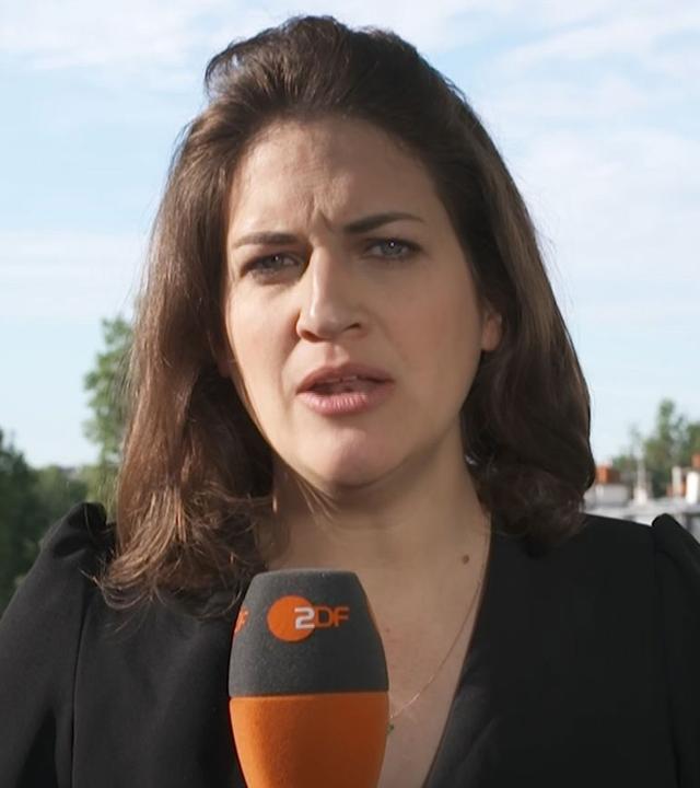 Anna Warsberg | ZDF-Korrespondentin in Paris
