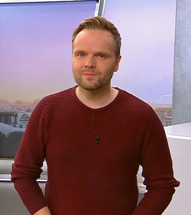 Benjamin Stöwe präsentiert das Wetter