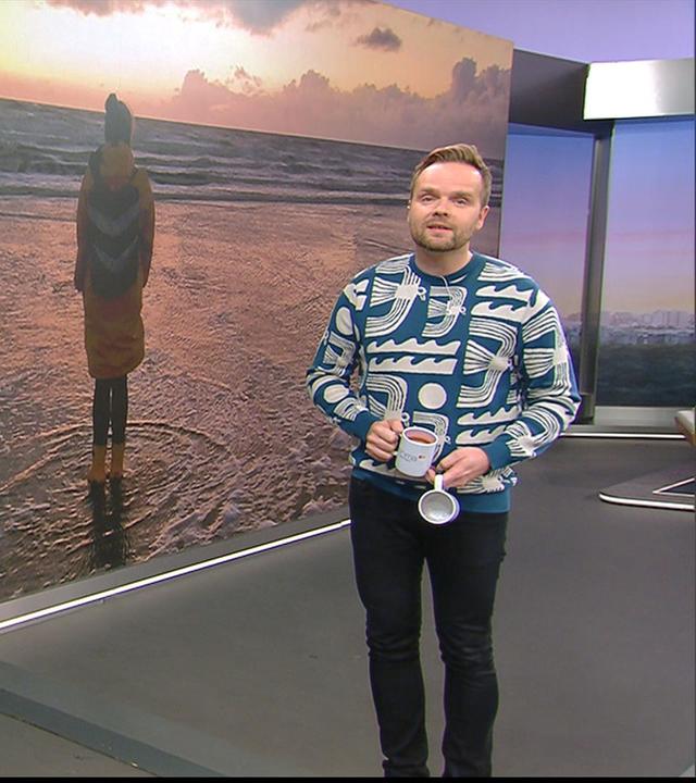 Benjamin Stöwe präsentiert das Wetter