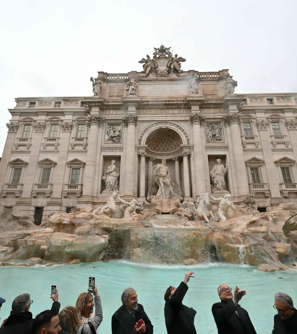 Wiedereröffnung des Trevi-Brunnen in ROM