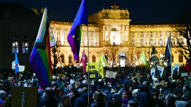 20.000 Menschen demonstrieren in Wien