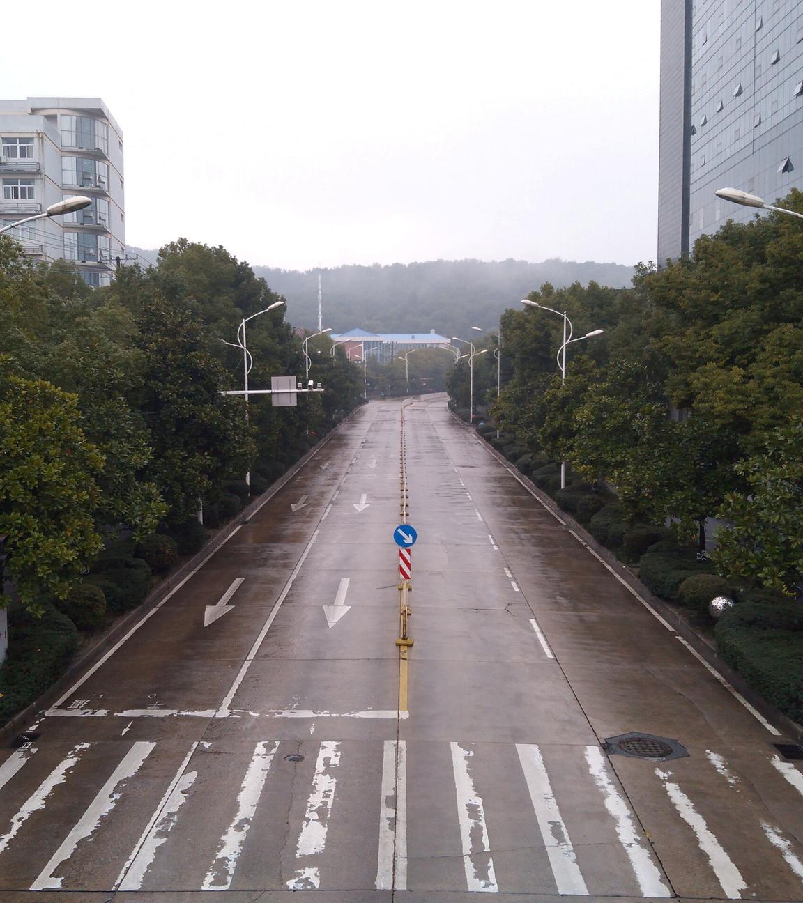 Leere Straße in Wuhan