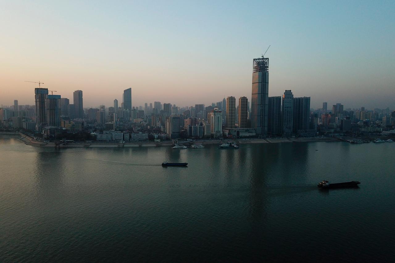 Skyline der chinesischen Millionenstadt Wuhan 