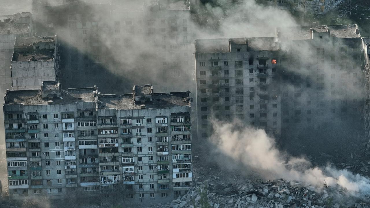 Moskau: Bachmut Komplett Eingenommen - Kiew Dementiert - ZDFheute