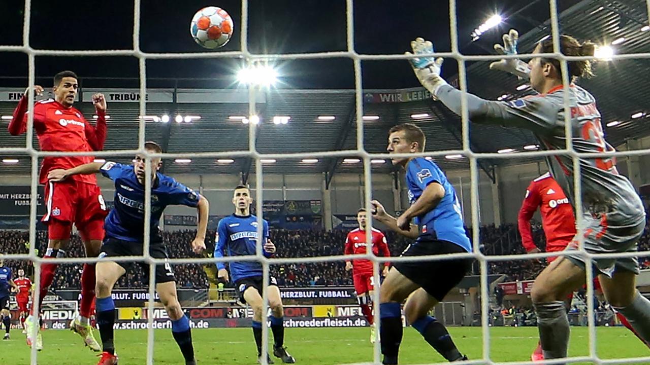 SC Paderborn - Hamburger SV 1:2 | Highlights - Sportstudio - ZDFmediathek